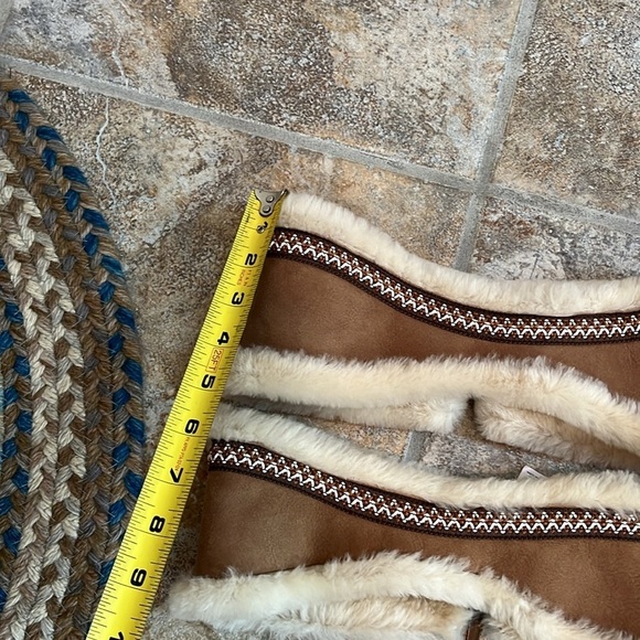 Ugg Tasman Shearling Headband  NWT main image 12